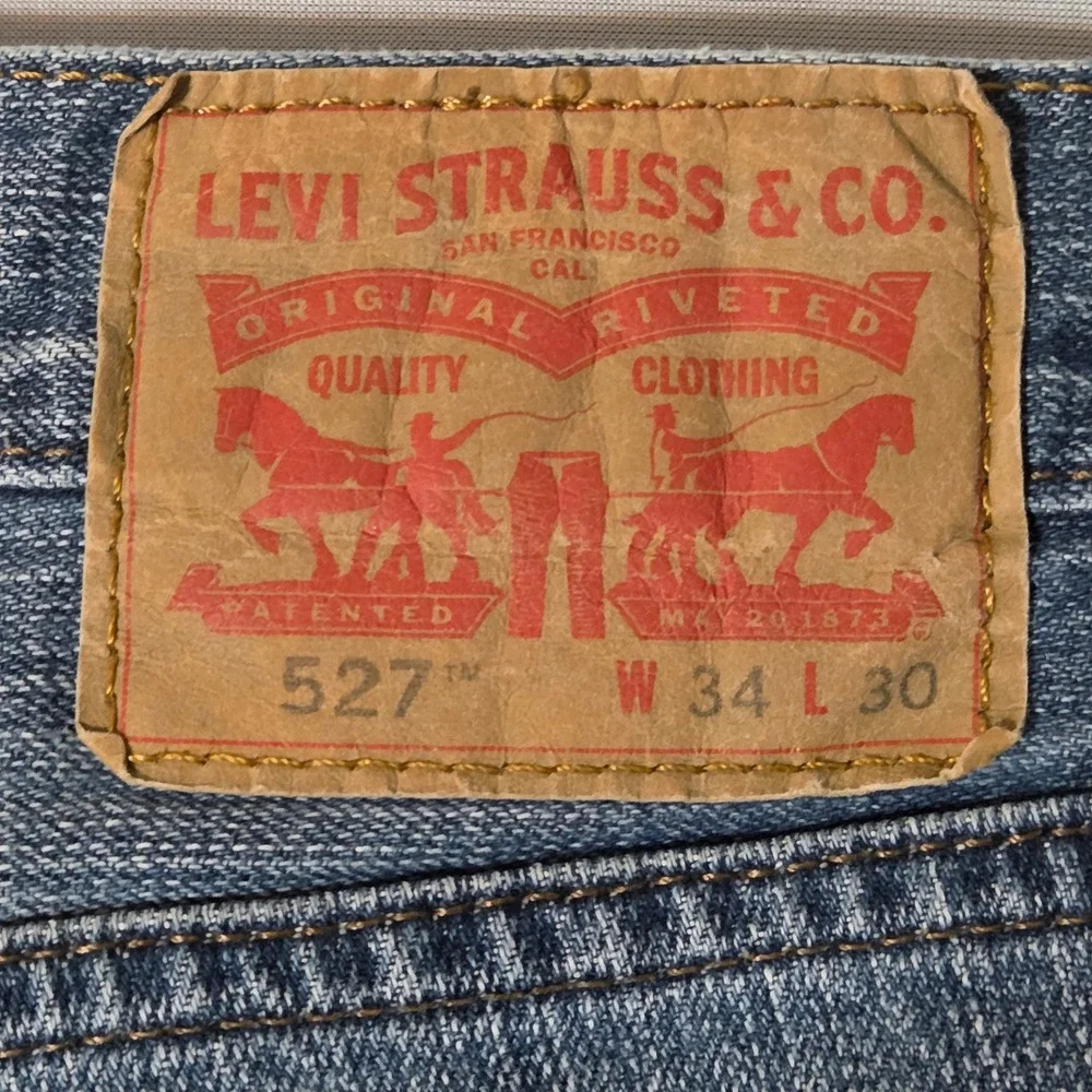 Levis there wear